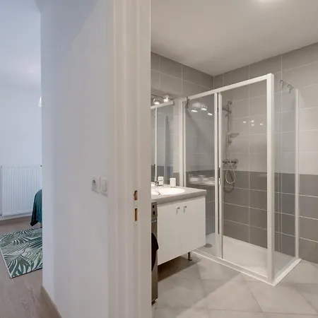 L'art De - 2 Bedroom Near The Center Terrace And Garage